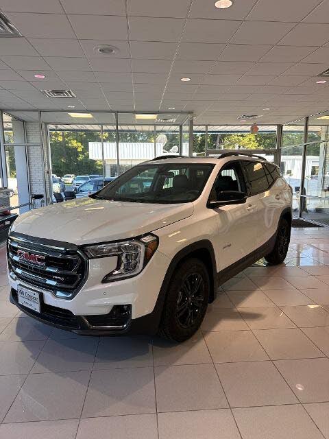 2024 GMC Terrain AT4 AWD