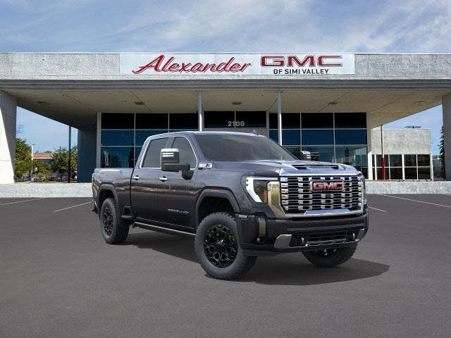 2025 GMC Sierra 3500HD Denali Crew Cab 4WD