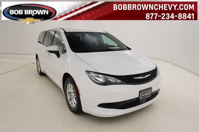 2022 Chrysler Voyager LX FWD