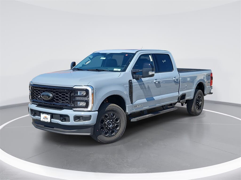 2026 Ford F-350 Super Duty Lariat Crew Cab 4WD