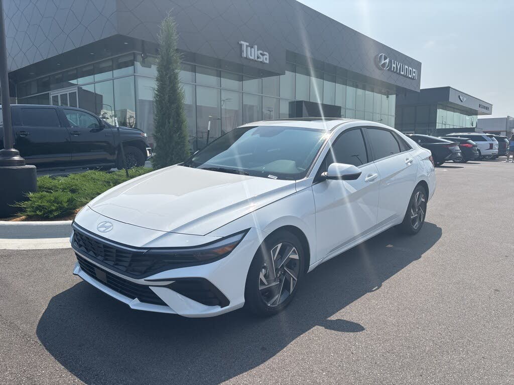 2025 Hyundai Elantra Hybrid Limited FWD