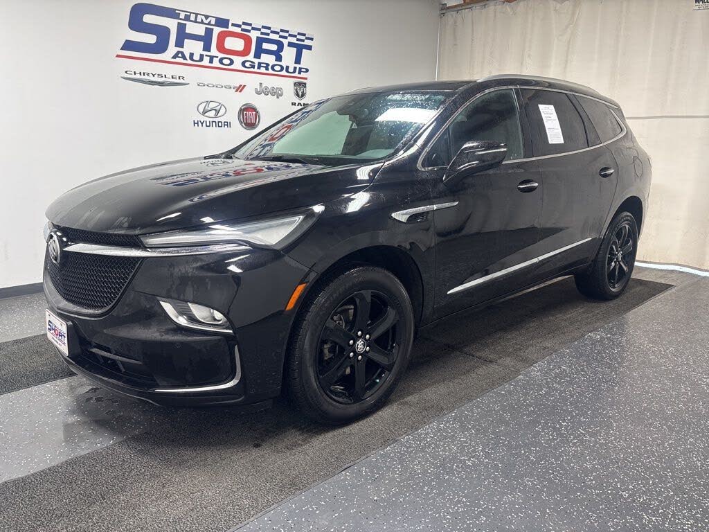 2024 Buick Enclave Essence FWD