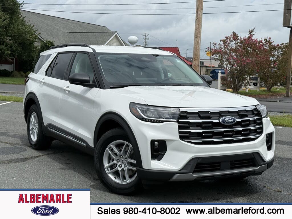 2025 Ford Explorer Active RWD