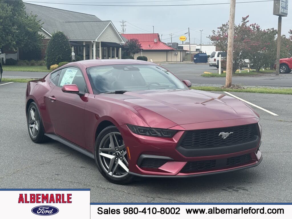 2025 Ford Mustang EcoBoost Fastback RWD