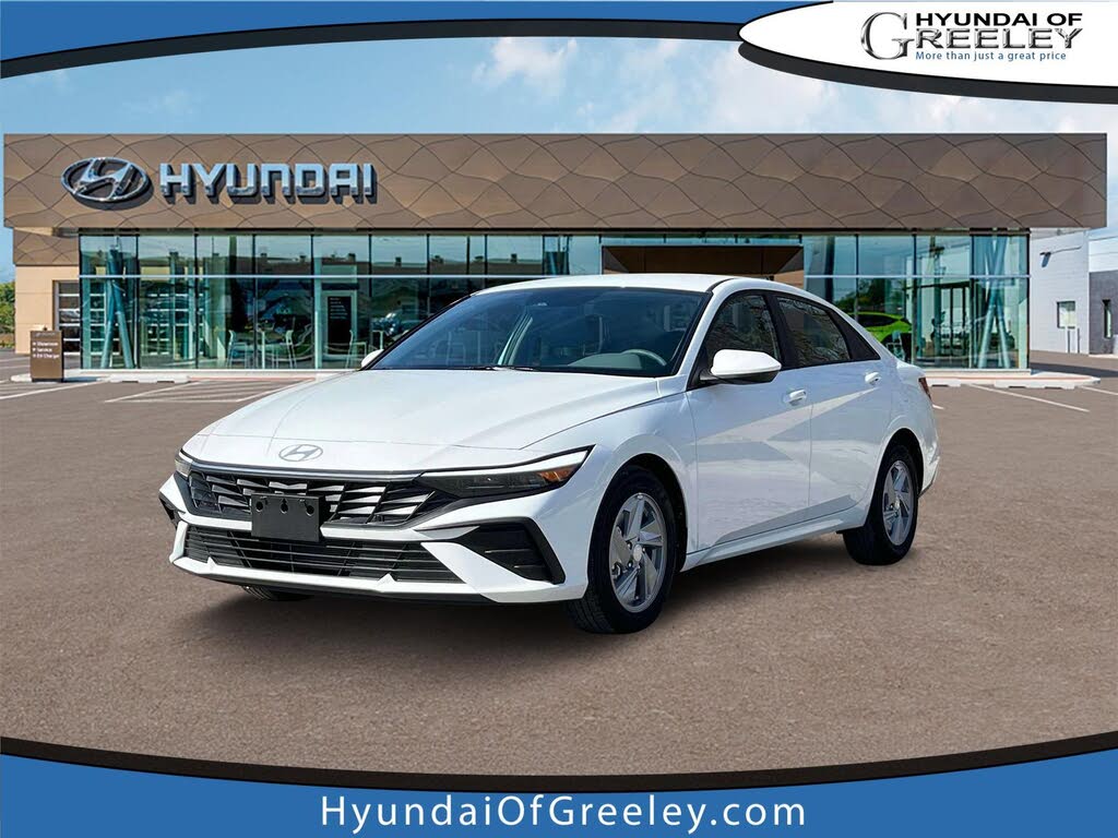 2025 Hyundai Elantra SE FWD