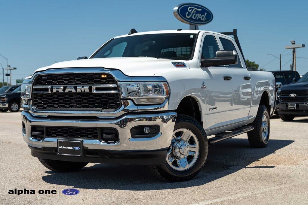 2022 RAM 2500 Tradesman Crew Cab 4WD
