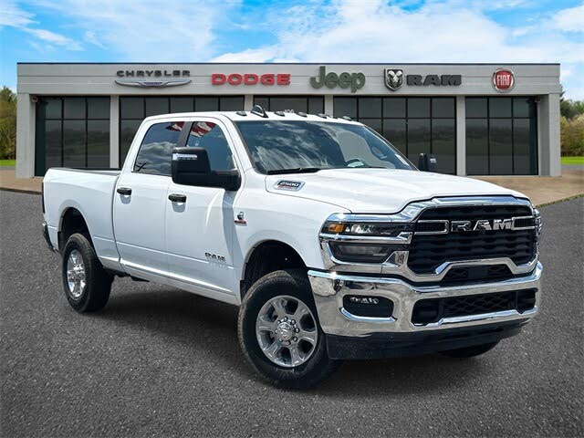 2025 RAM 2500 Big Horn Crew Cab 4WD