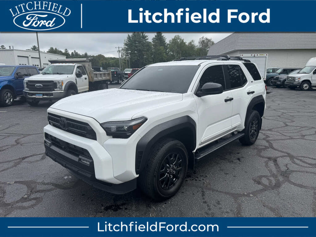 2025 Toyota 4Runner SR5 4WD