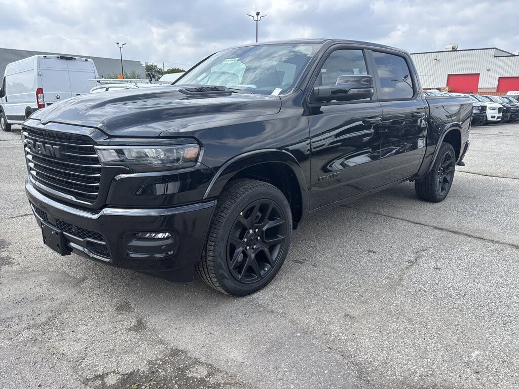 2026 RAM 1500 Laramie Crew Cab 4WD