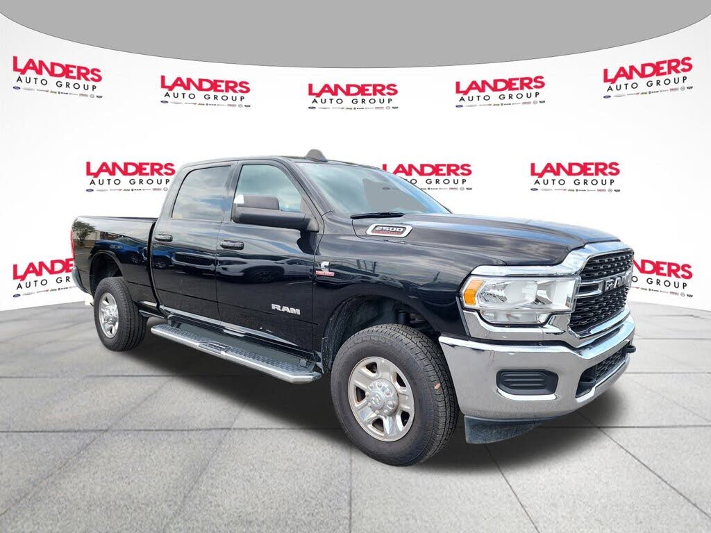 2022 RAM 2500 Big Horn Crew Cab 4WD