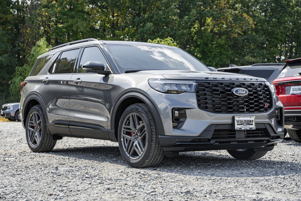 2025 Ford Explorer ST AWD