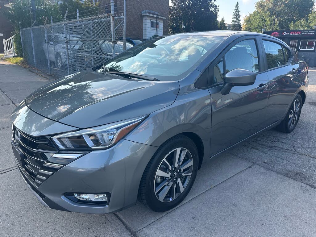 2024 Nissan Versa SV FWD
