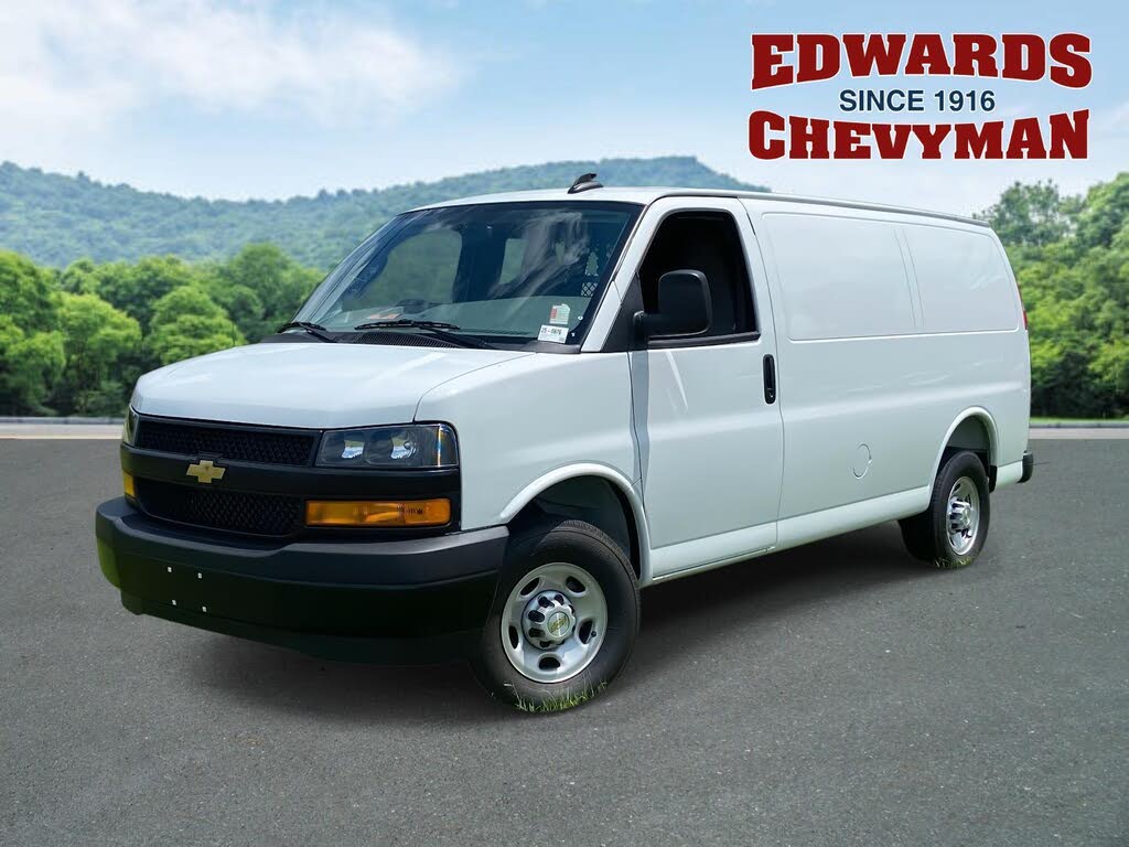 2025 Chevrolet Express Cargo 2500 RWD