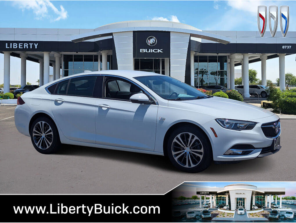 2018 Buick Regal Sportback Essence FWD