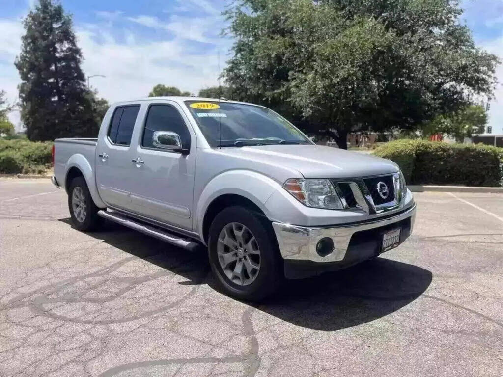 2019 Nissan Frontier SL Crew Cab RWD