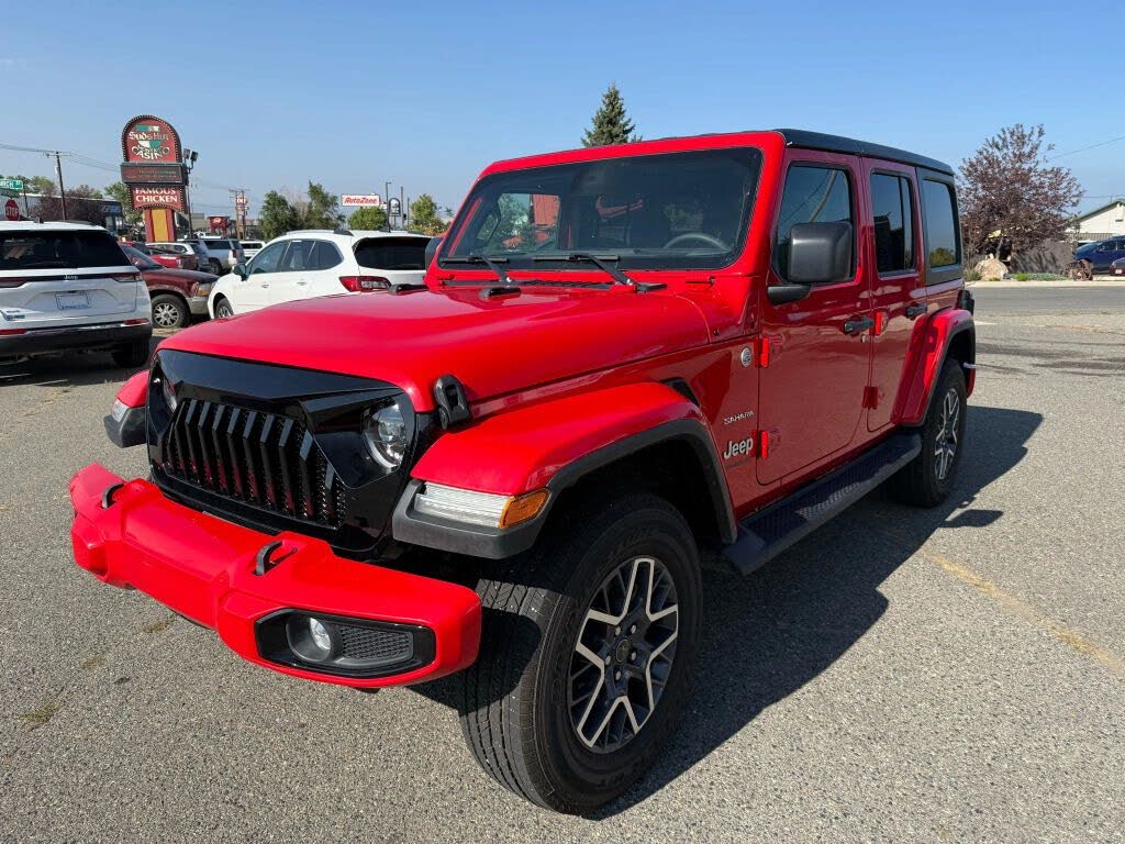2024 Jeep Wrangler Sahara 4-Door 4WD