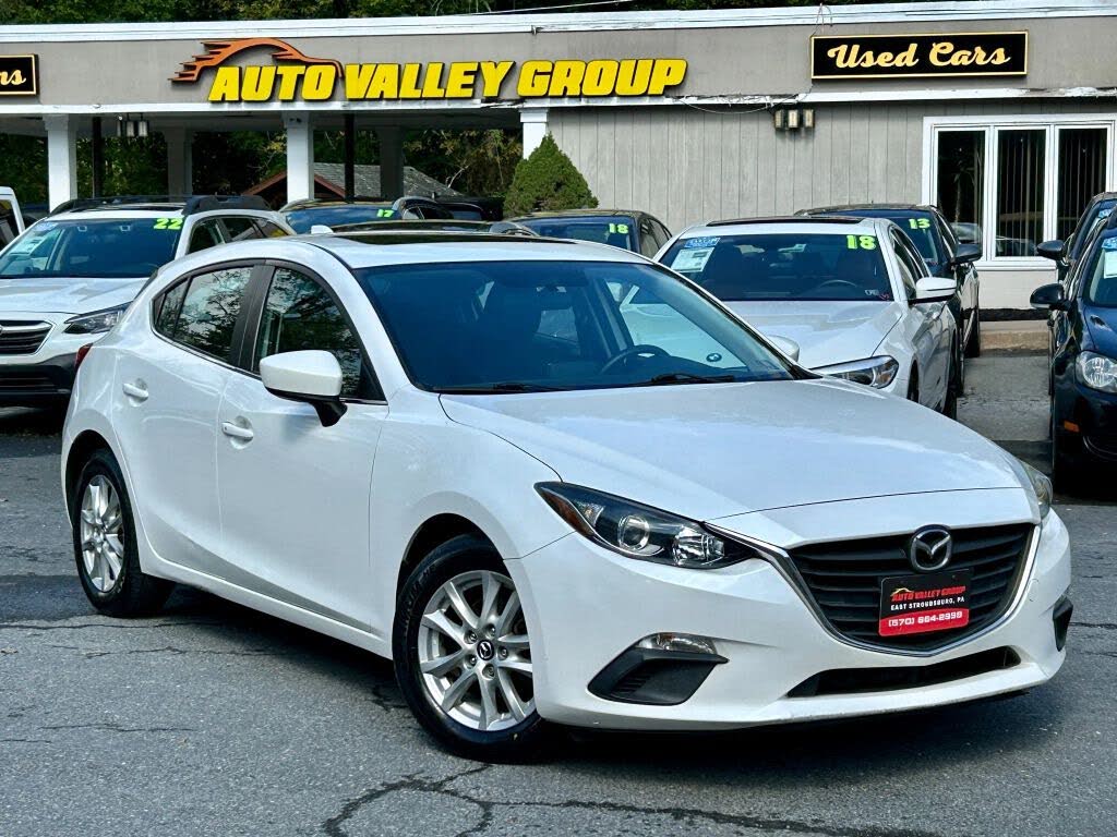 2014 Mazda MAZDA3 i Grand Touring Hatchback