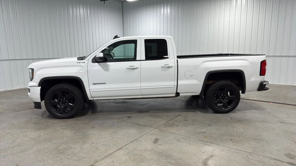 2018 GMC Sierra 1500 Base Double Cab 4WD