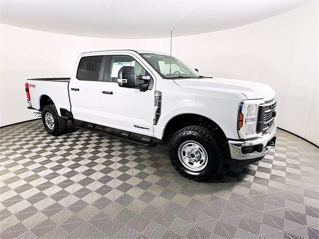 2026 Ford F-250 Super Duty XL Crew Cab 4WD