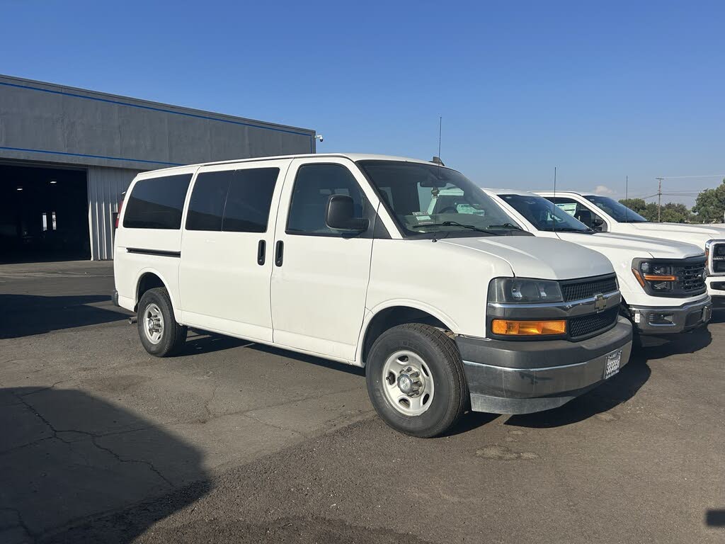 2019 Chevrolet Express 3500 LT RWD