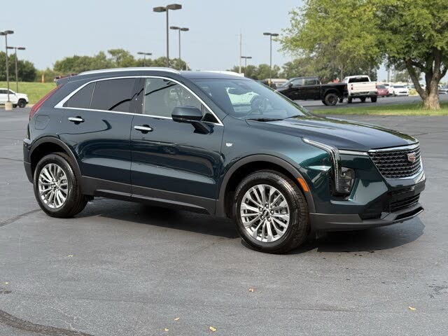 2025 Cadillac XT4 Premium Luxury AWD