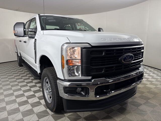 2026 Ford F-250 Super Duty XL Crew Cab 4WD