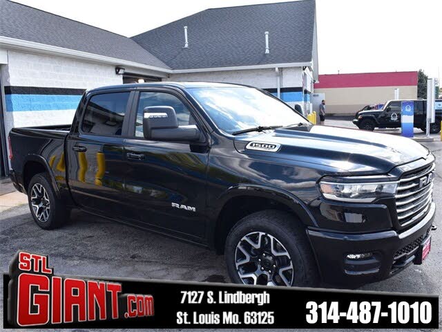 2026 RAM 1500 Laramie Crew Cab 4WD