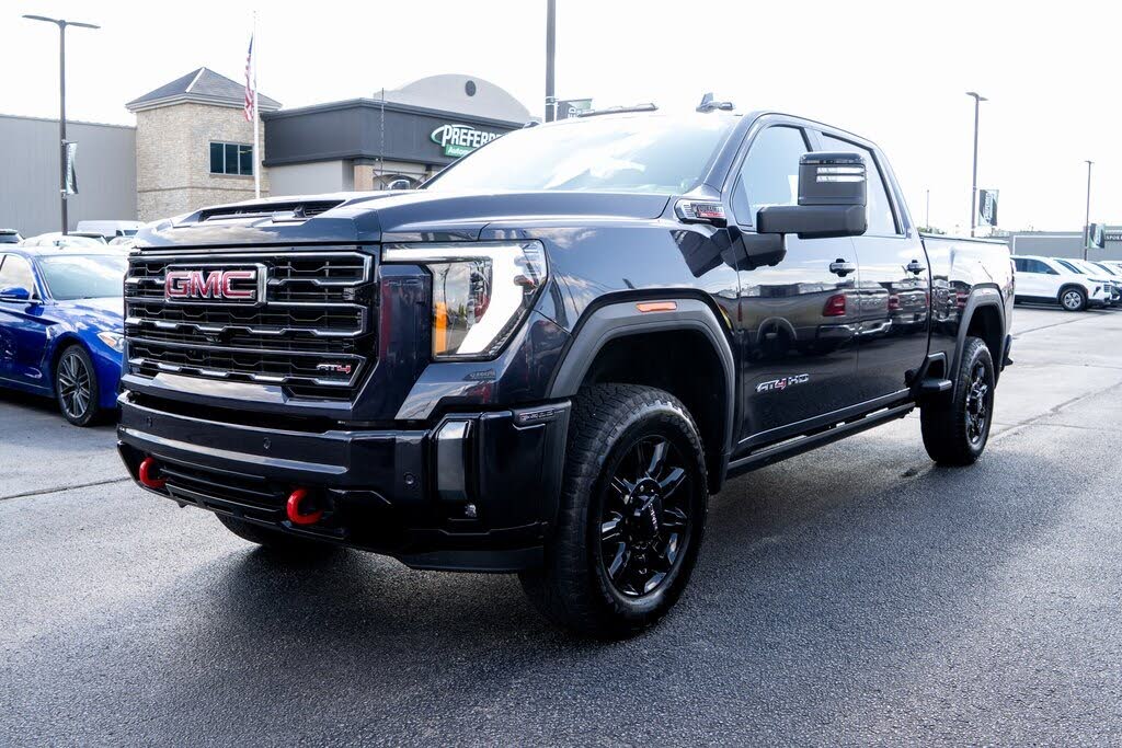 2024 GMC Sierra 2500HD AT4 Crew Cab 4WD