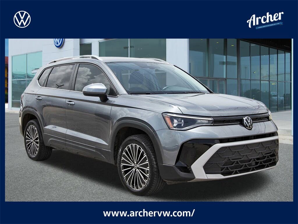 2025 Volkswagen Taos SE FWD