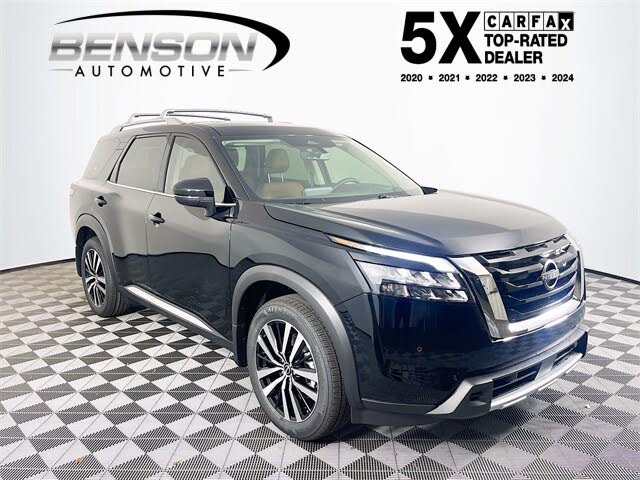 2025 Nissan Pathfinder Platinum FWD