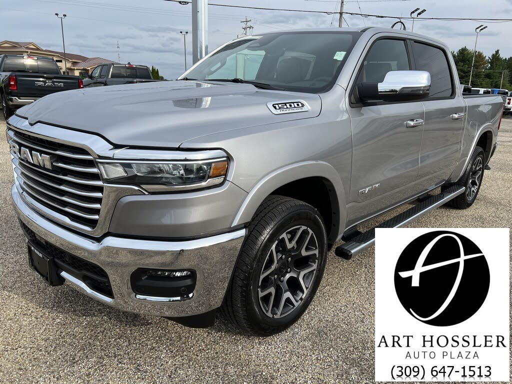 2026 RAM 1500 Laramie Crew Cab 4WD