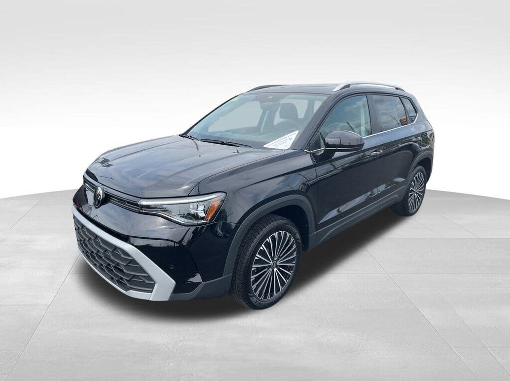 2025 Volkswagen Taos SE FWD