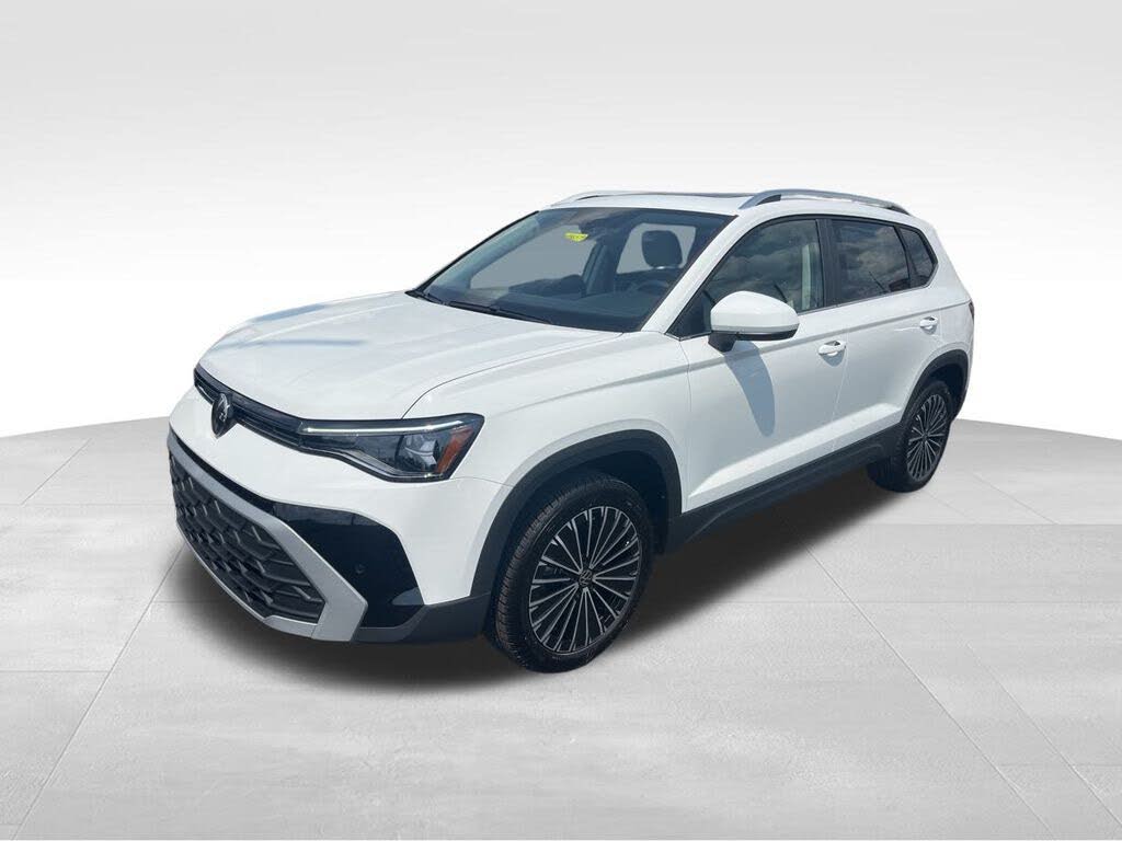 2025 Volkswagen Taos SE FWD