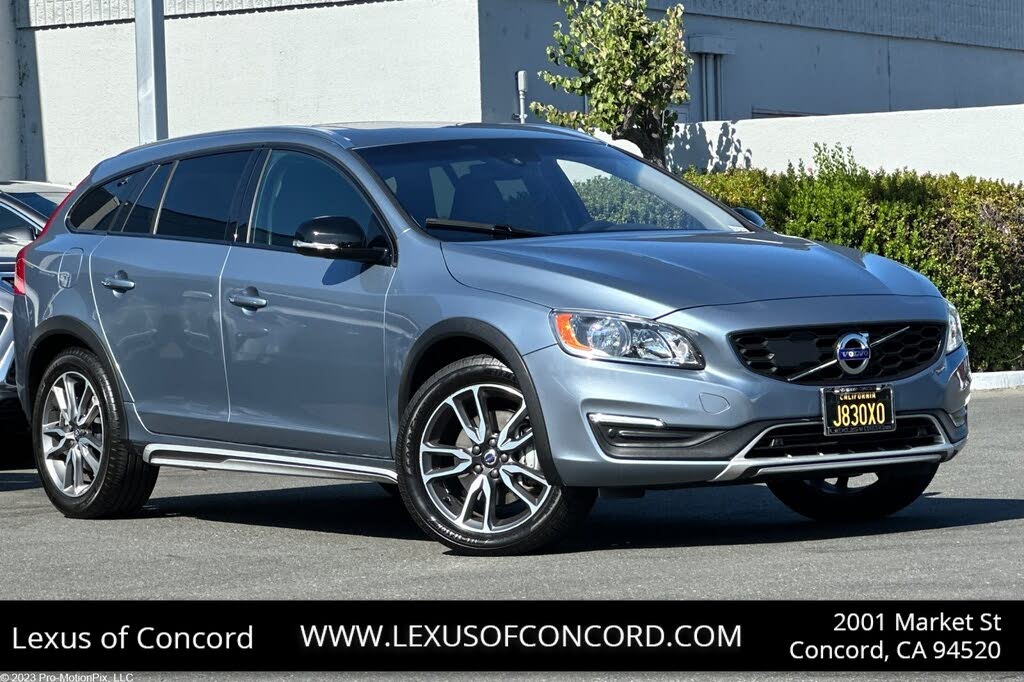 2018 Volvo V60 Cross Country T5 Premier AWD