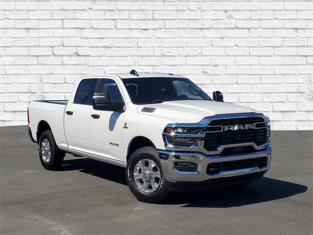 2026 RAM 2500 Big Horn Crew Cab RWD
