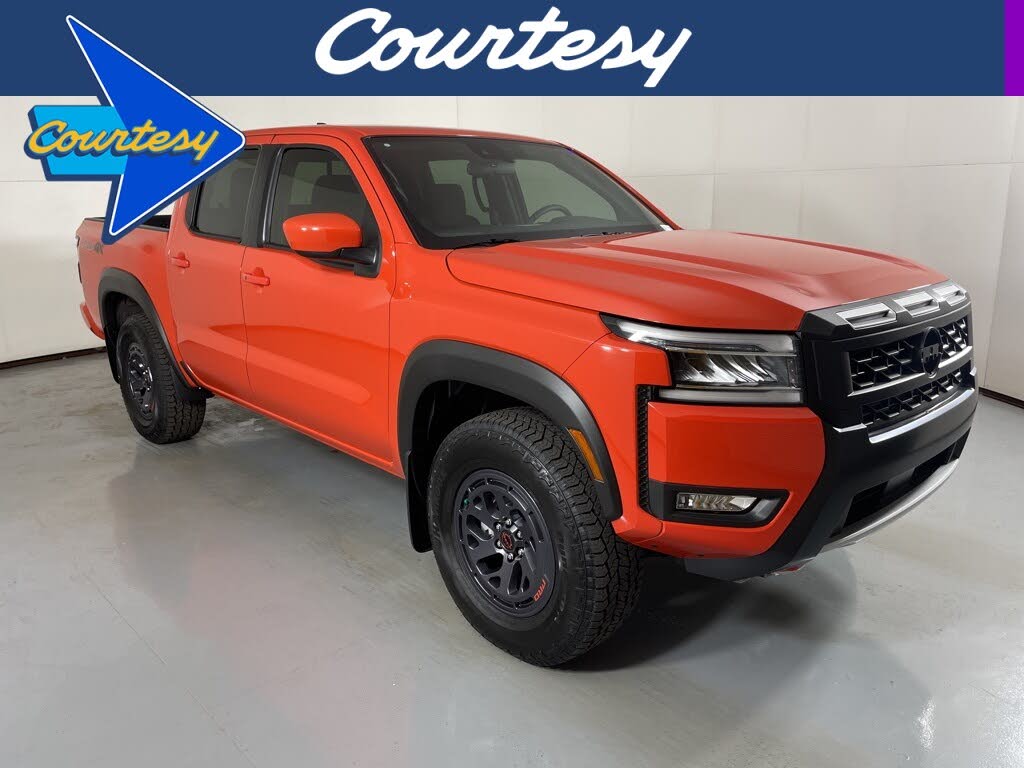 2025 Nissan Frontier PRO-4X Crew Cab 4WD