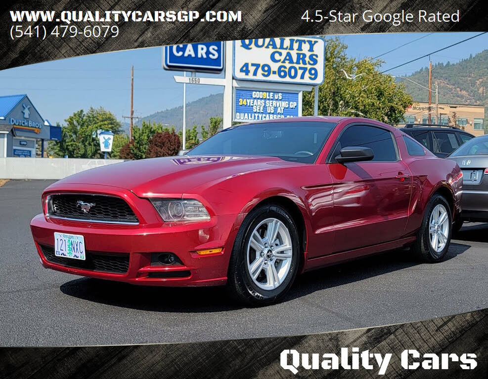 2014 Ford Mustang V6 Coupe RWD