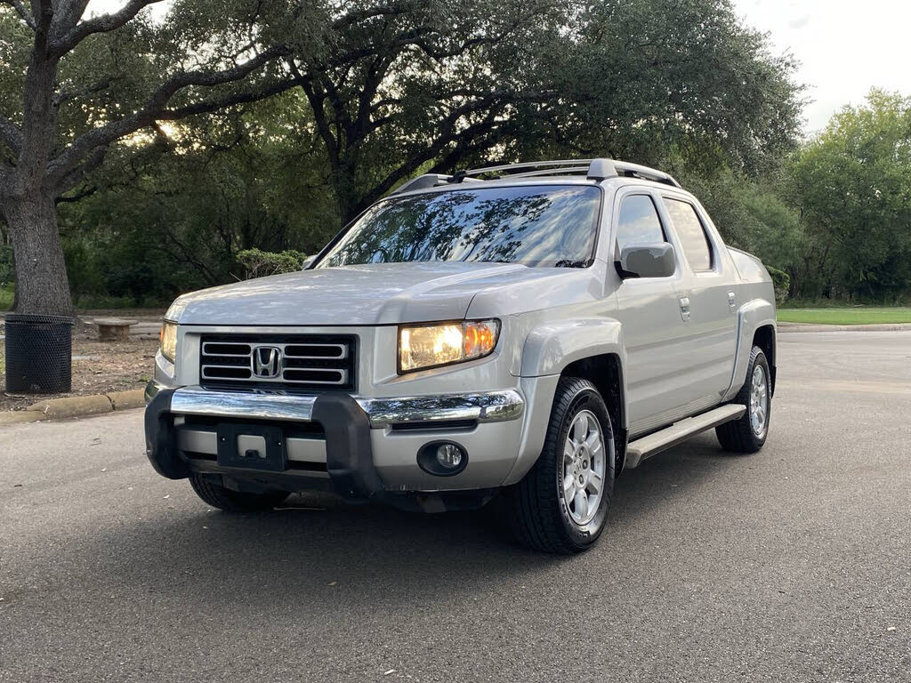 2006 Honda Ridgeline RTL with Moonroof and XM