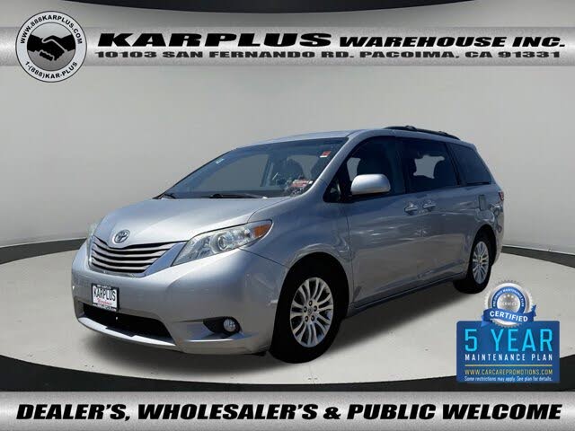 2015 Toyota Sienna XLE 7-Passenger Auto Access Seat