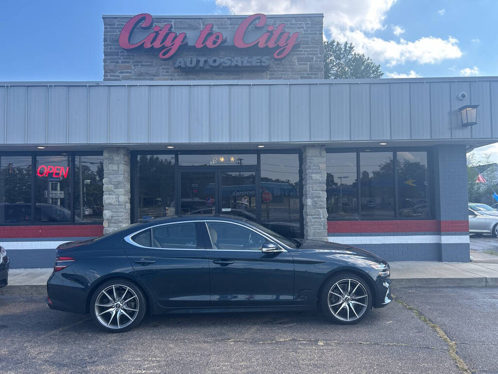 2022 Genesis G70 2.0T AWD