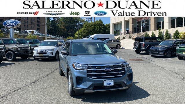2025 Ford Explorer Active AWD