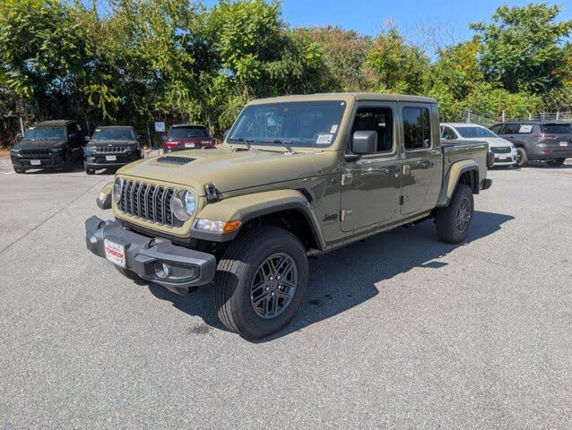 2025 Jeep Gladiator Sport S Crew Cab 4WD