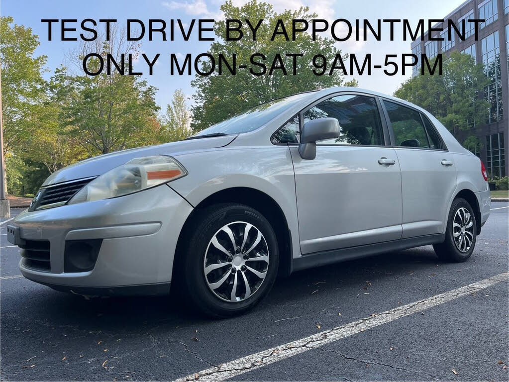 2009 Nissan Versa S 1.8