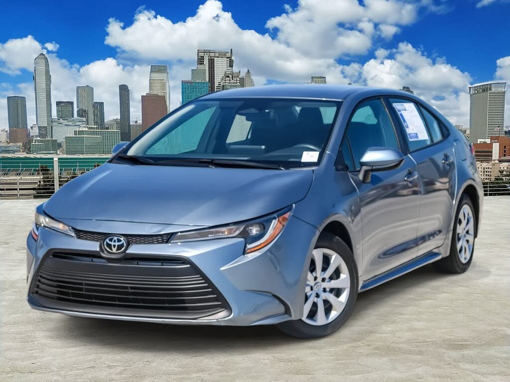 2024 Toyota Corolla LE FWD