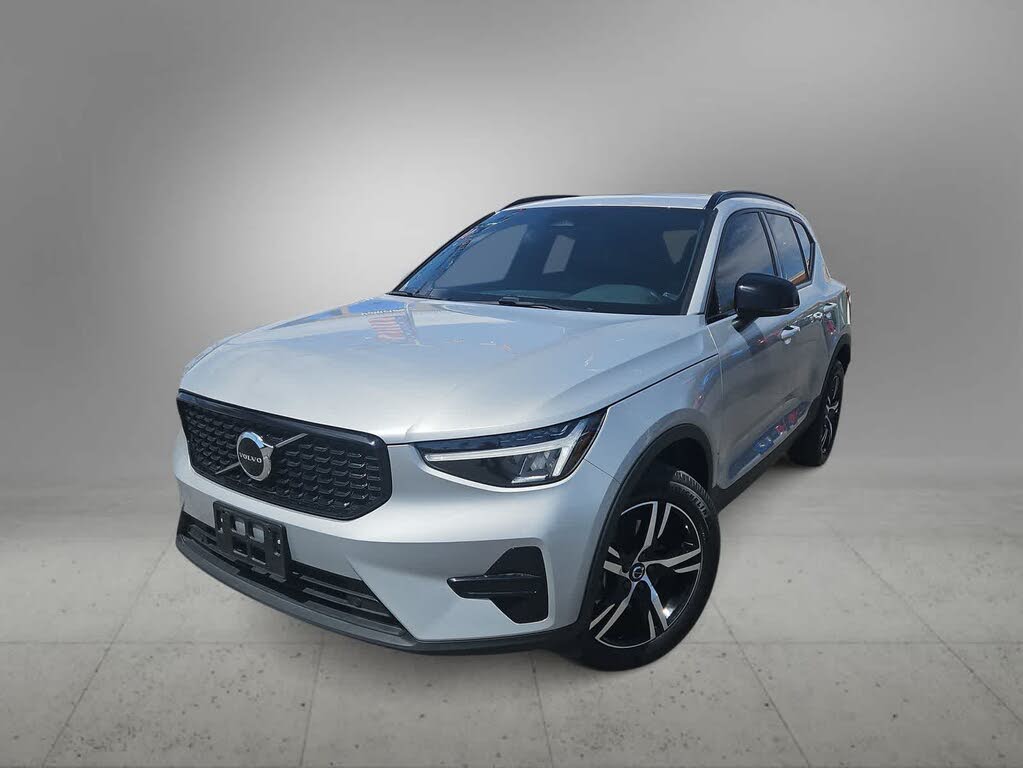 2024 Volvo XC40