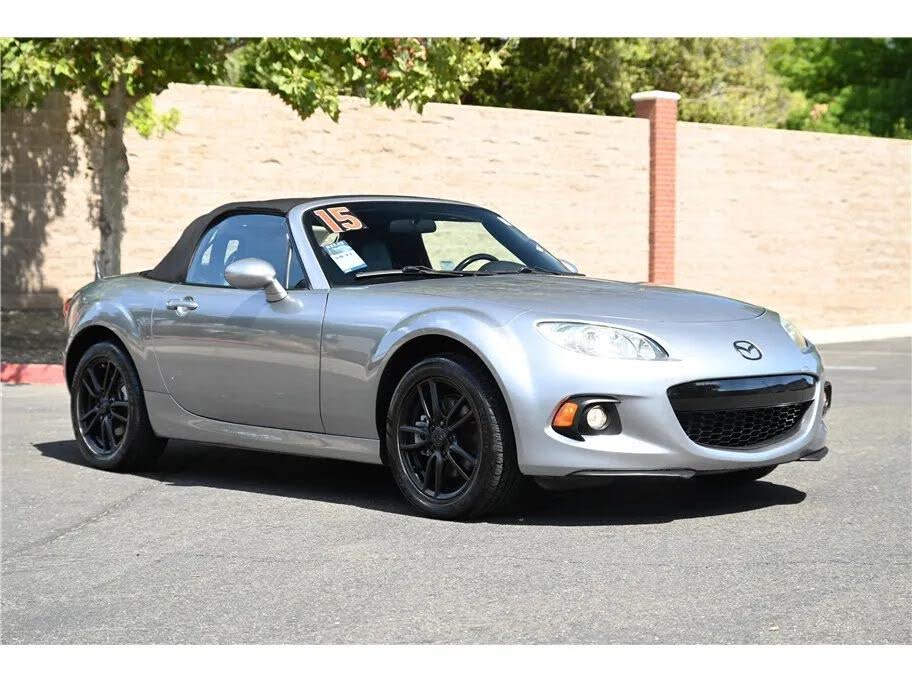 2015 Mazda MX-5 Miata Sport Convertible