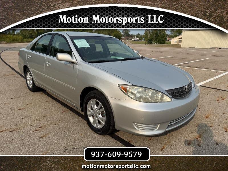 2005 Toyota Camry LE V6 FWD