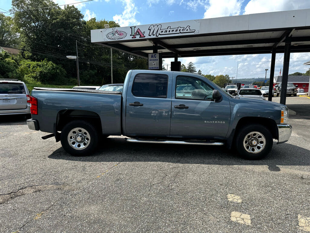 2013 Chevrolet Silverado 1500 LS Crew Cab RWD