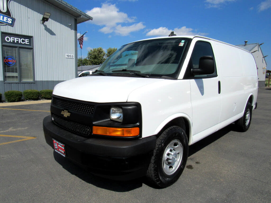 2017 Chevrolet Express Cargo 2500 RWD