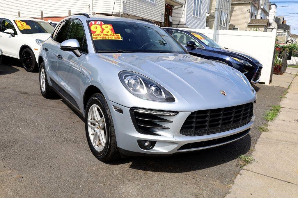 2018 Porsche Macan AWD